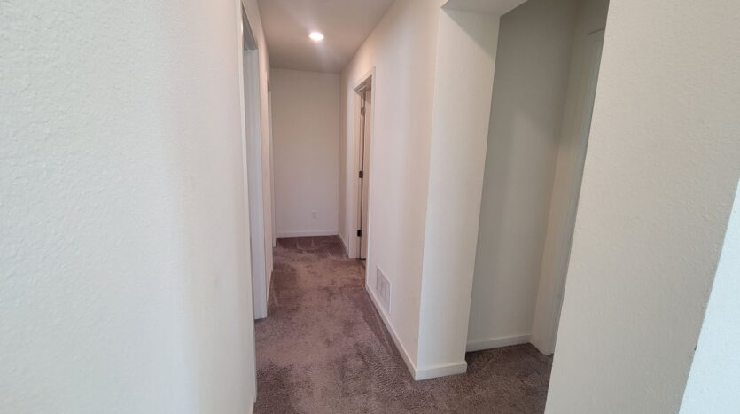 4364 Silver Cedar Ln - Sacramento - California - 3 bed, 2.5 bath rental property