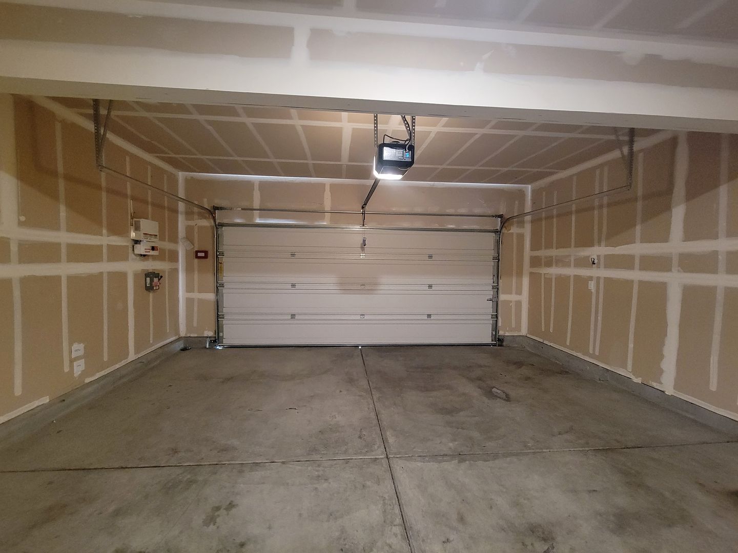 4364 Silver Cedar Ln - Sacramento - California - 3 bed, 2.5 bath rental property