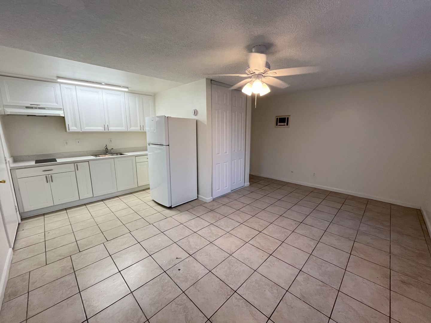 4484 Felton Street Apt #A - San Diego - California - 1 bath rental property