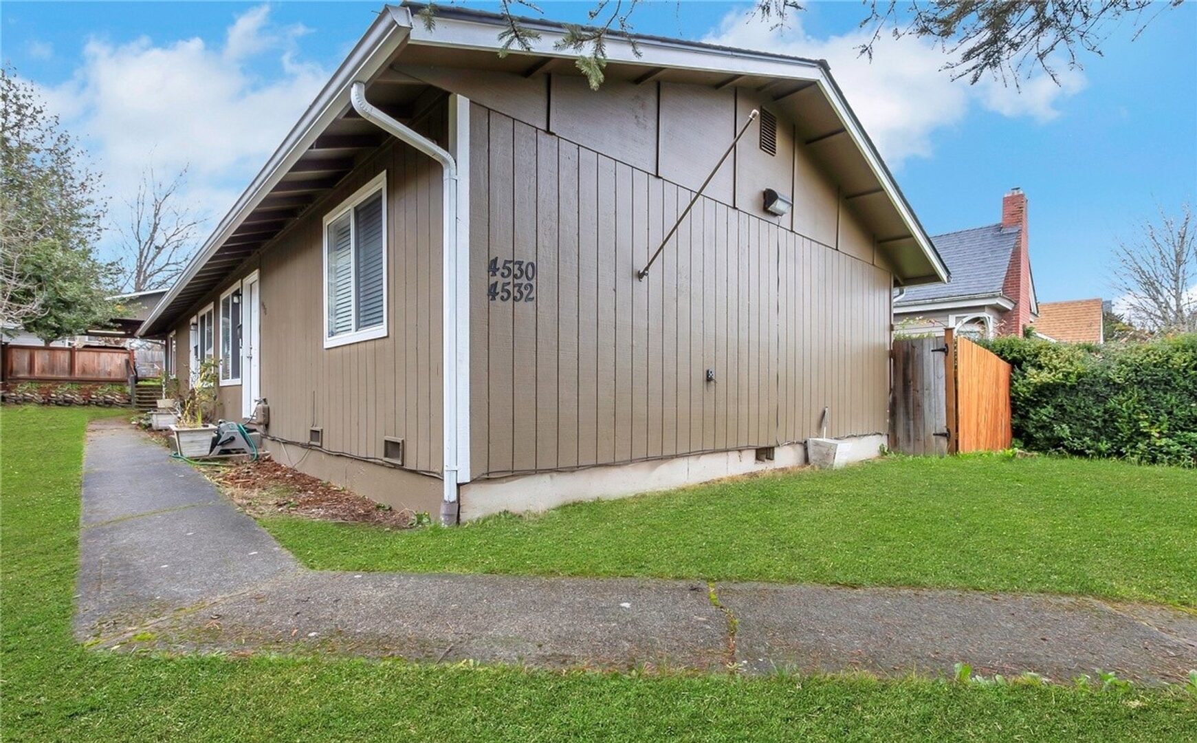 4530-4532 S Thompson - Tacoma - Washington - 2 bed, 1 bath rental property