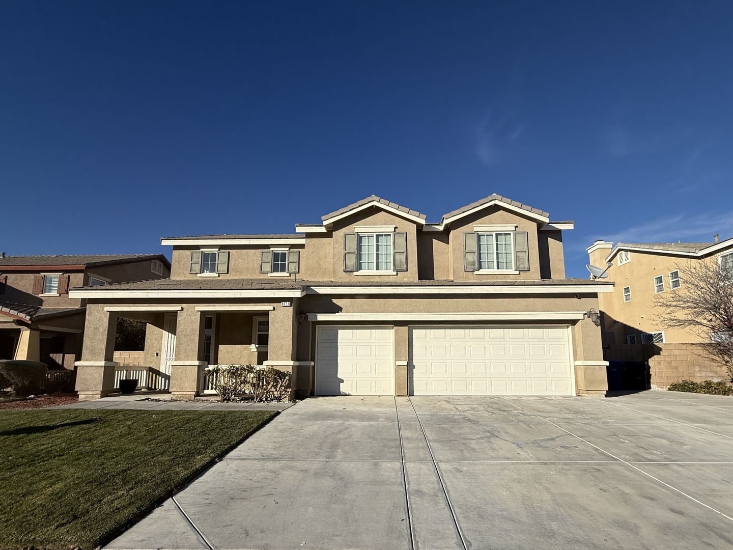 4715 W. Ave J4 - Lancaster - California - 3 bed, 3 bath rental property