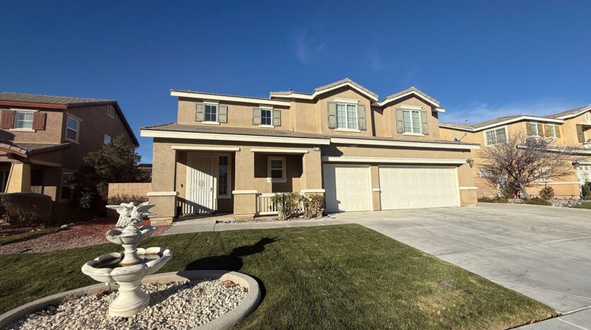 4715 W. Ave J4 - Lancaster - California - 3 bed, 3 bath rental property