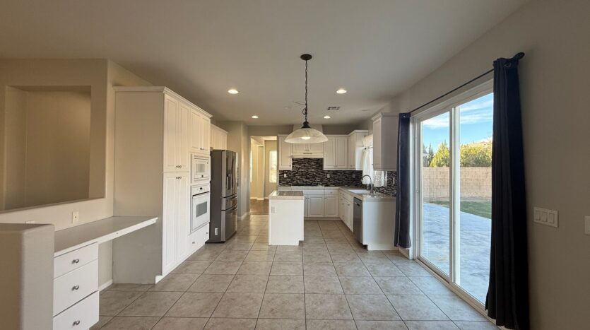 4715 W. Ave J4 - Lancaster - California - 3 bed, 3 bath rental property