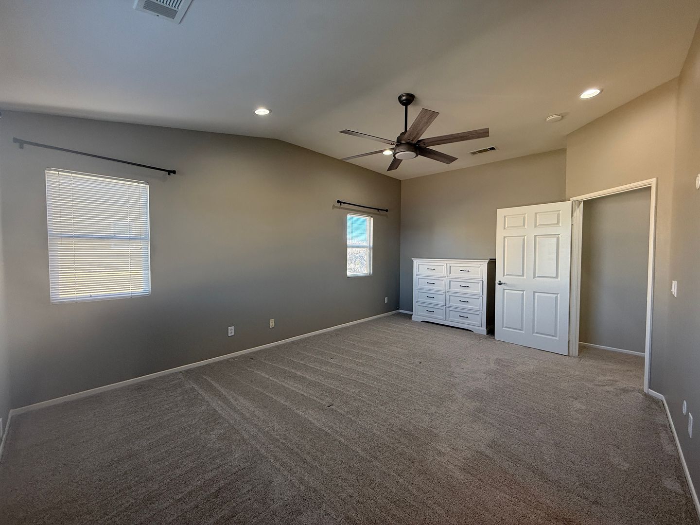 4715 W. Ave J4 - Lancaster - California - 3 bed, 3 bath rental property