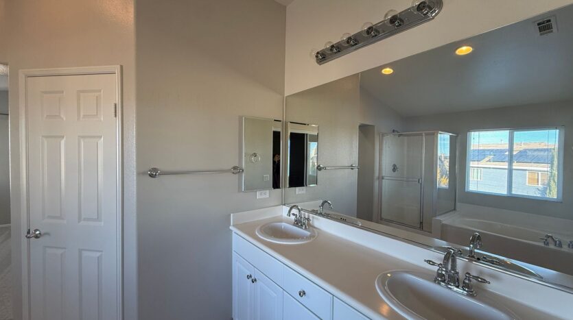 4715 W. Ave J4 - Lancaster - California - 3 bed, 3 bath rental property