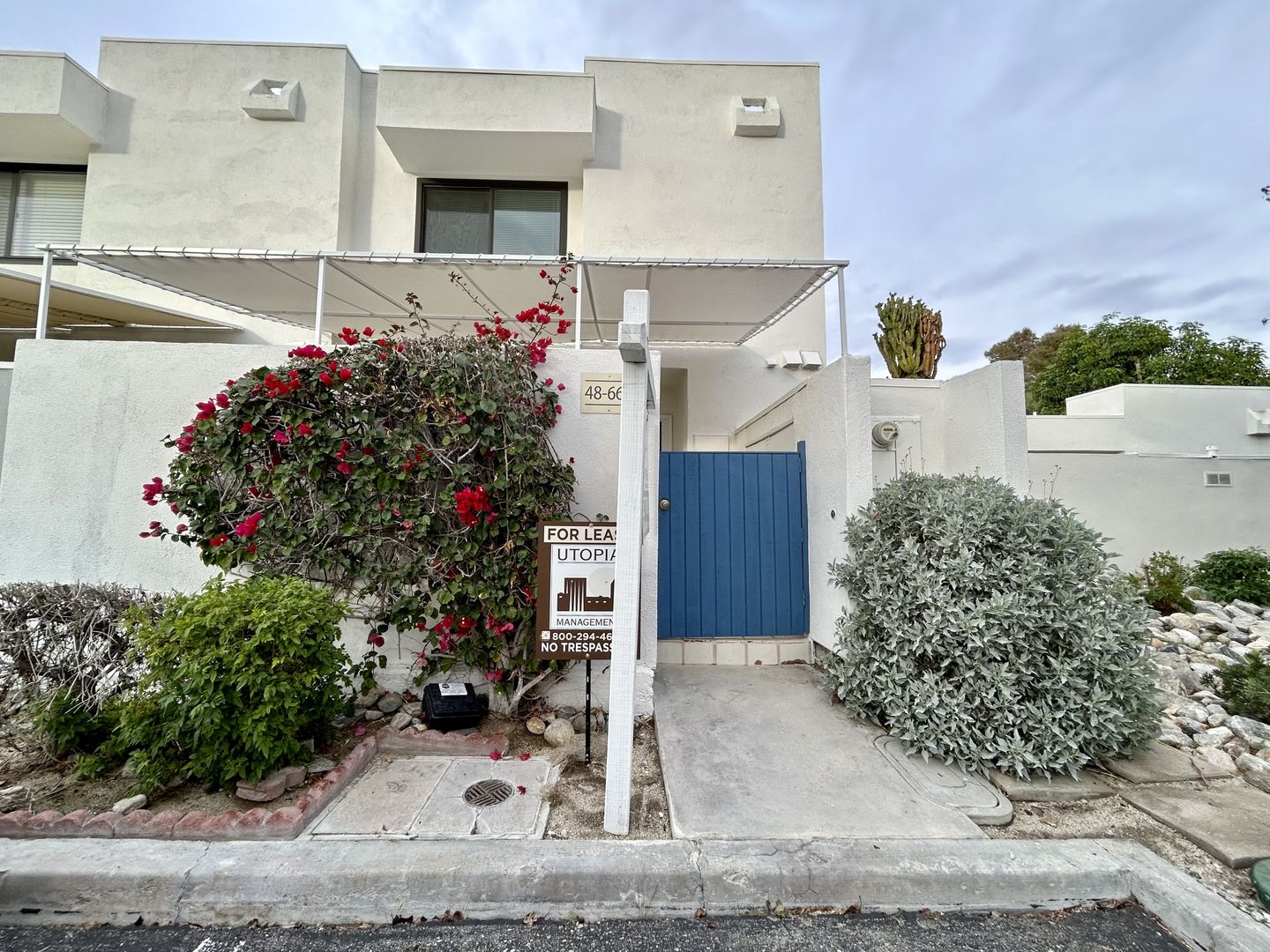 48668 Desert Flower Drive - Palm Desert - California - 2 bed, 1.5 bath rental property