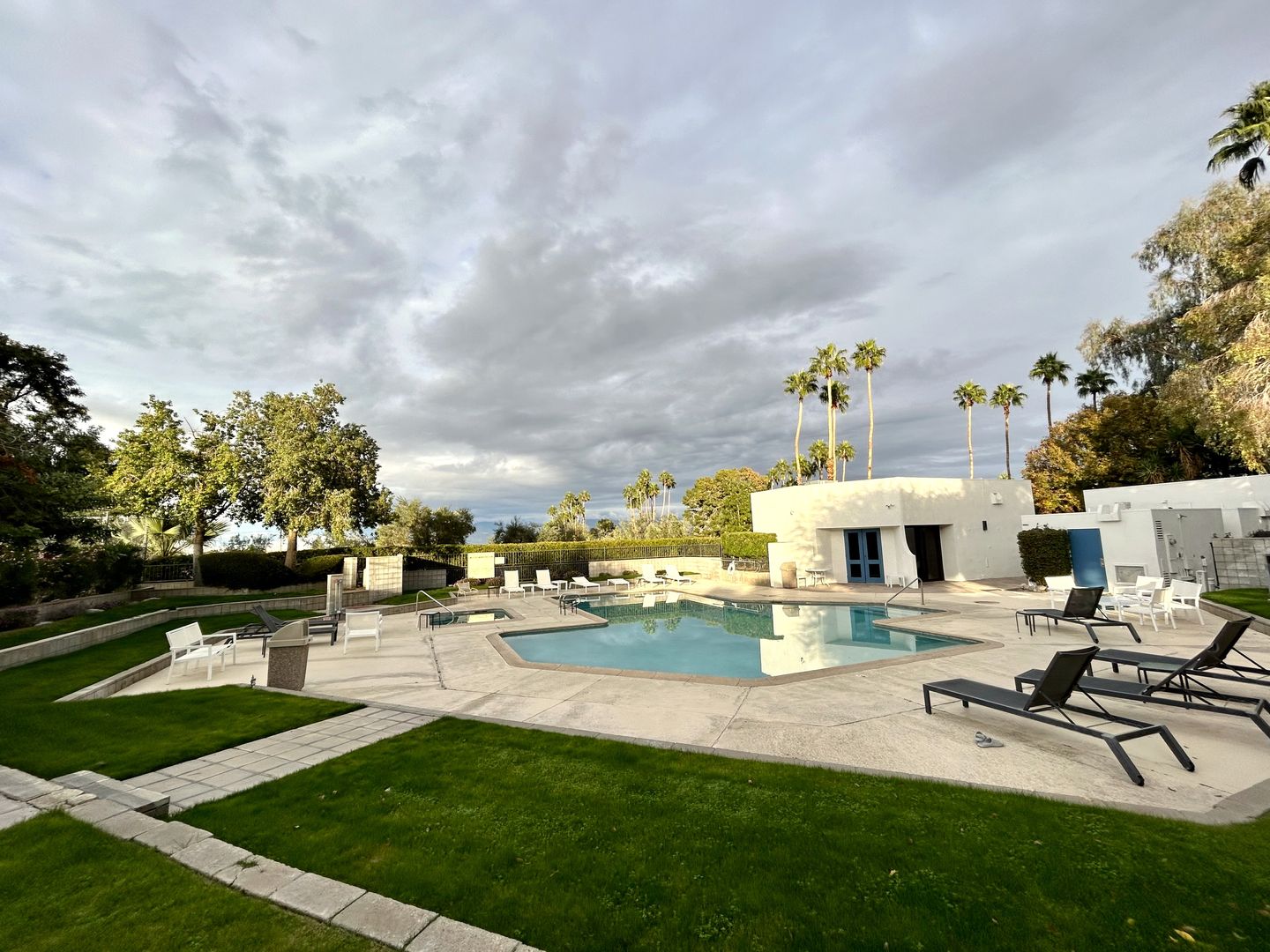 48668 Desert Flower Drive - Palm Desert - California - 2 bed, 1.5 bath rental property