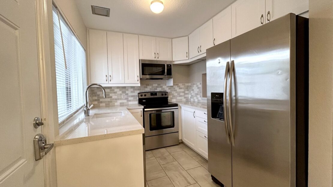 48668 Desert Flower Drive - Palm Desert - California - 2 bed, 1.5 bath rental property