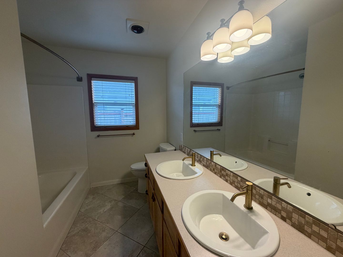 4905 N 11th Street - Tacoma - Washington - 3 bed, 2 bath rental property