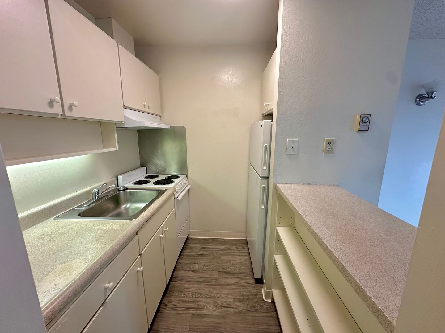 5 Admiral Drive #405 - Emeryville - California - 1 bath rental property