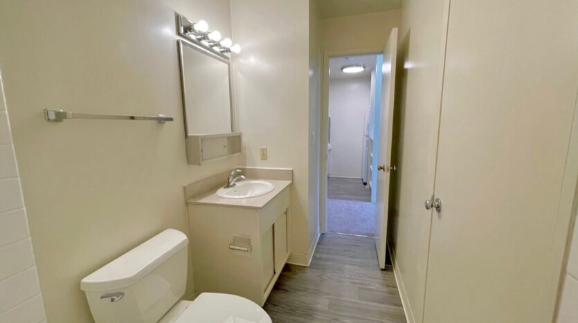 5 Admiral Drive #405 - Emeryville - California - 1 bath rental property