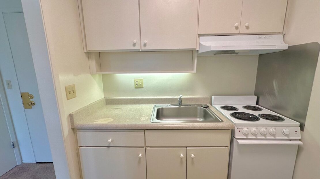 5 Admiral Drive #405 - Emeryville - California - 1 bath rental property