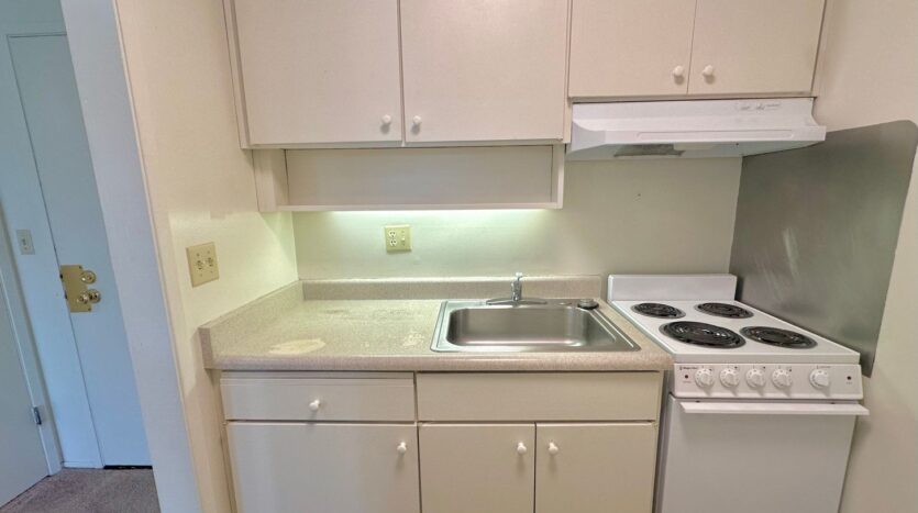 5 Admiral Drive #405 - Emeryville - California - 1 bath rental property