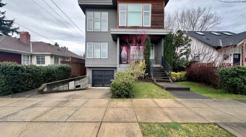 5045 SE Ramona St.  - Portland - Oregon - 4 bed, 4 bath rental property