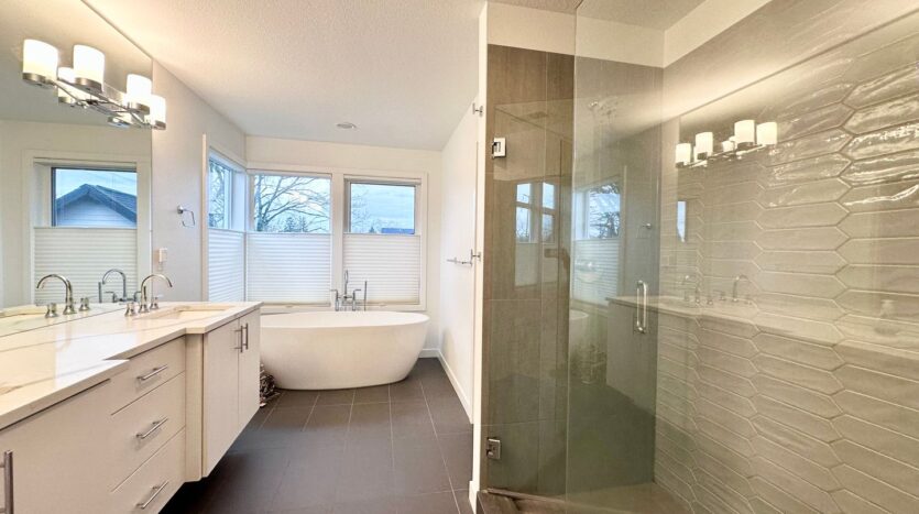 5045 SE Ramona St.  - Portland - Oregon - 4 bed, 4 bath rental property