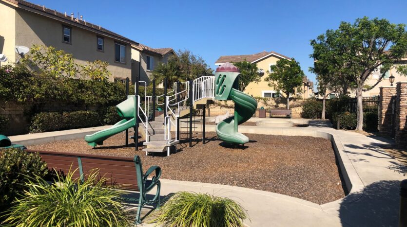 510 Catalina Ln - Carson - California - 3 bed, 2.5 bath rental property