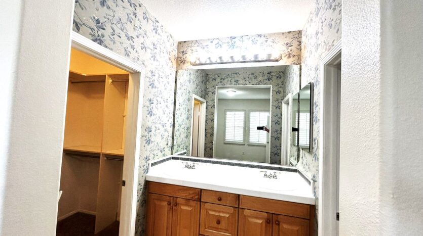 510 Catalina Ln - Carson - California - 3 bed, 2.5 bath rental property