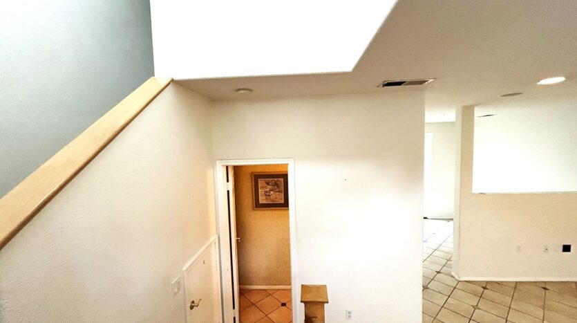 510 Catalina Ln - Carson - California - 3 bed, 2.5 bath rental property