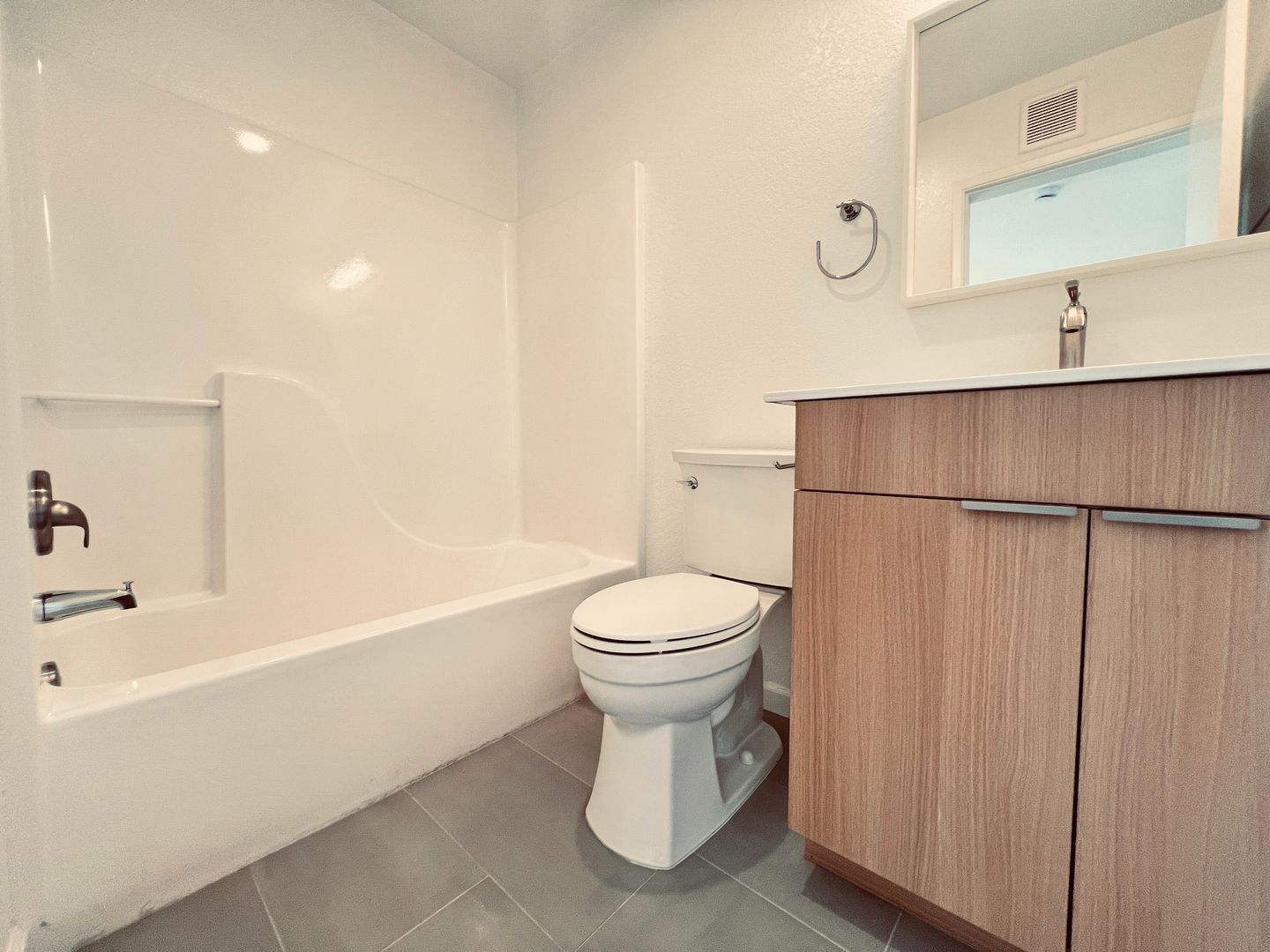 5170 Orange Ave. #106 - San Diego - California - 2 bed, 2 bath rental property