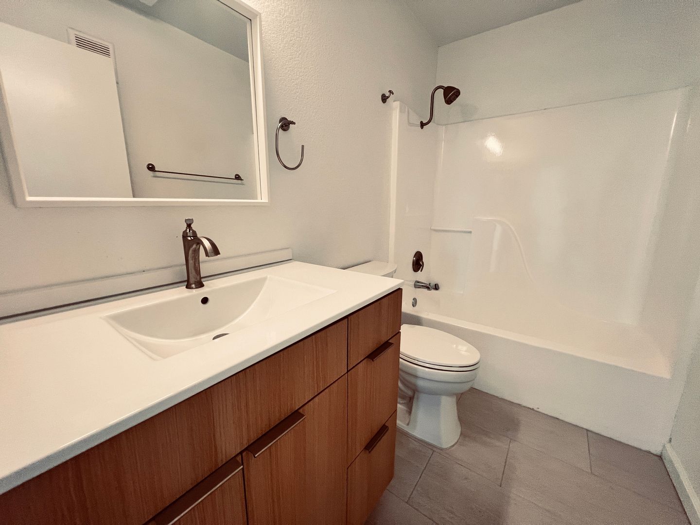 5170 Orange Ave. #106 - San Diego - California - 2 bed, 2 bath rental property