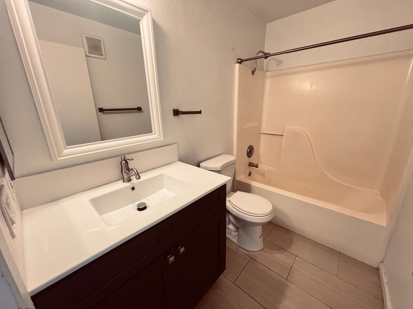 5170 Orange Ave. #106 - San Diego - California - 2 bed, 2 bath rental property