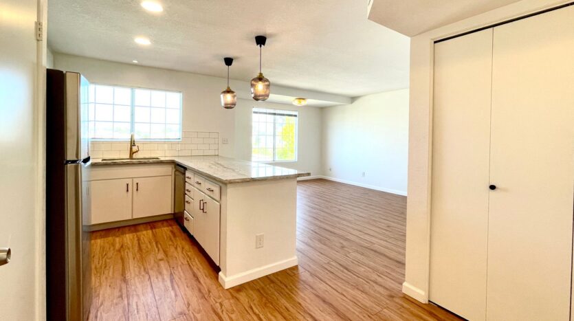 5170 Orange Ave. #106 - San Diego - California - 2 bed, 2 bath rental property