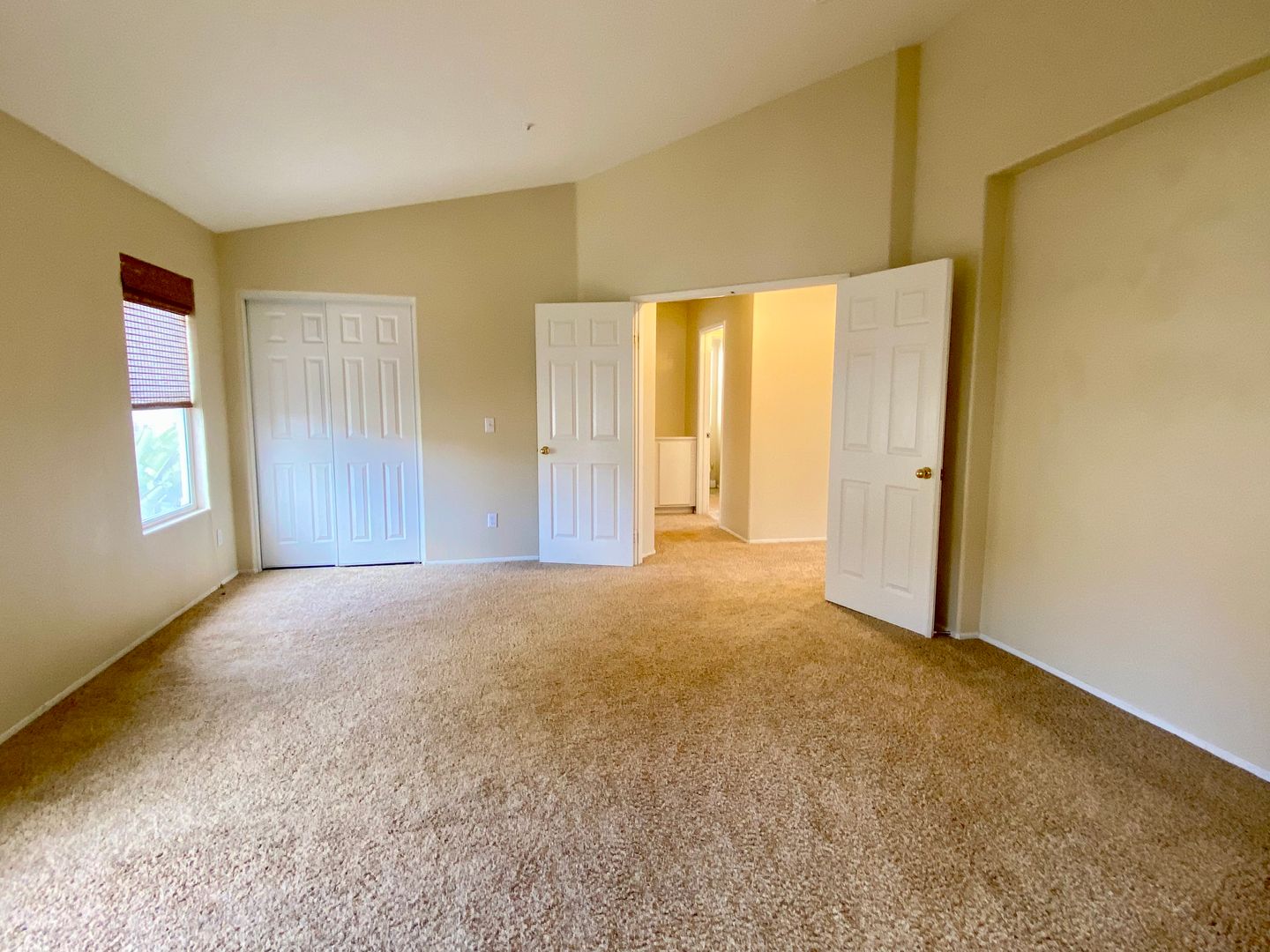 5485 Dunbar Dr - Oxnard - California - 4 bed, 3 bath rental property