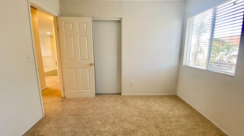 5485 Dunbar Dr - Oxnard - California - 4 bed, 3 bath rental property