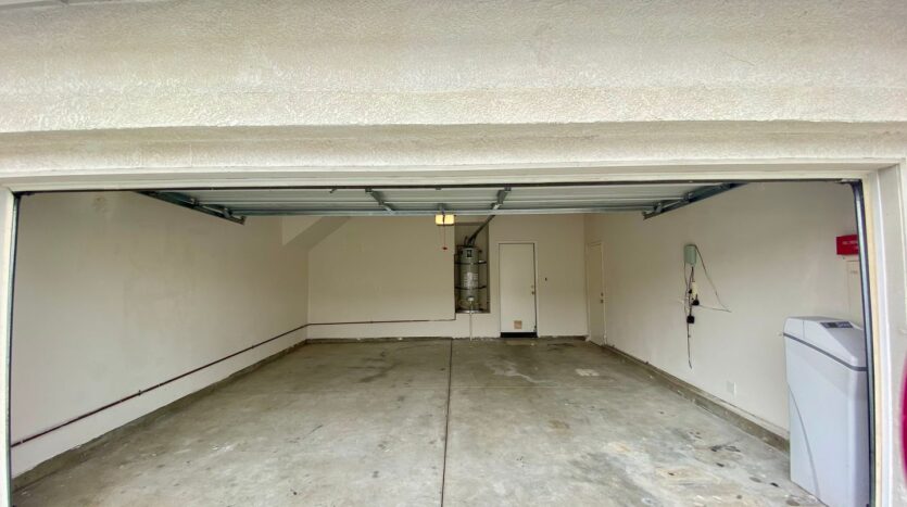 5485 Dunbar Dr - Oxnard - California - 4 bed, 3 bath rental property