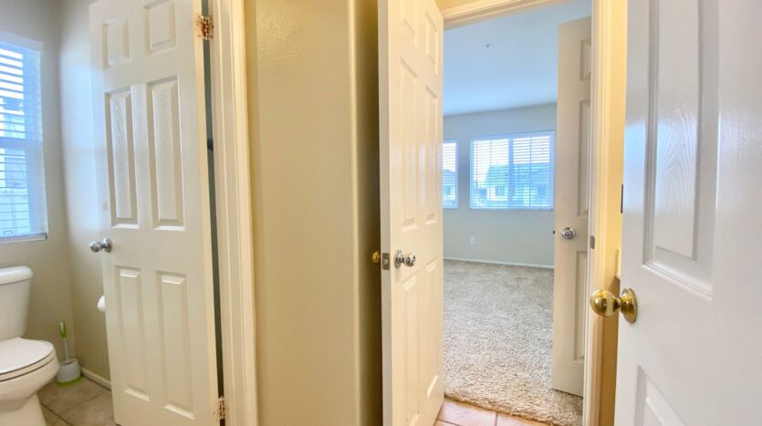 5485 Dunbar Dr - Oxnard - California - 4 bed, 3 bath rental property