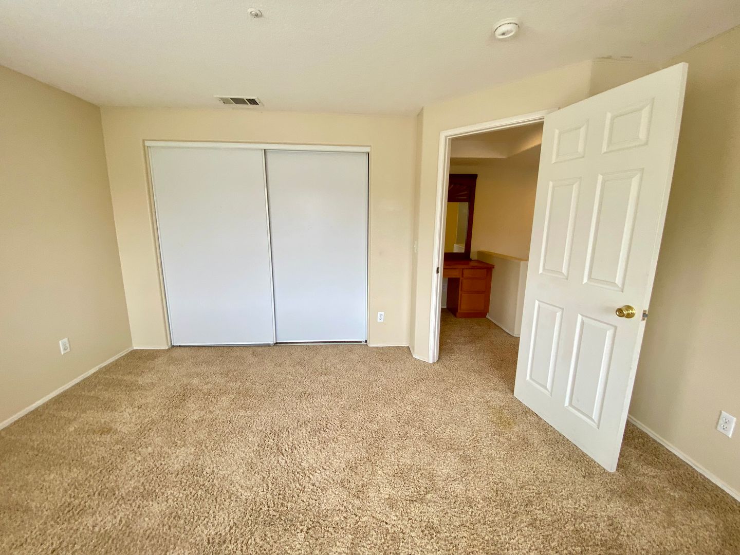 5485 Dunbar Dr - Oxnard - California - 4 bed, 3 bath rental property