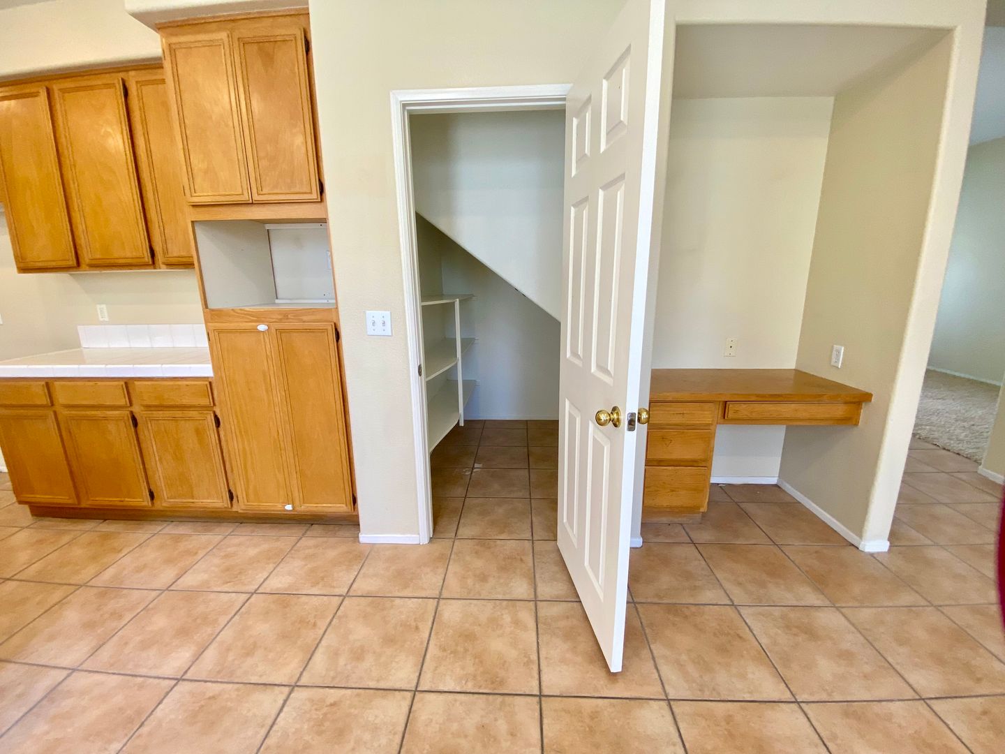 5485 Dunbar Dr - Oxnard - California - 4 bed, 3 bath rental property