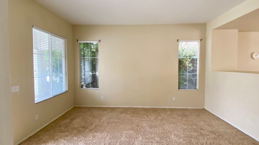 5485 Dunbar Dr - Oxnard - California - 4 bed, 3 bath rental property