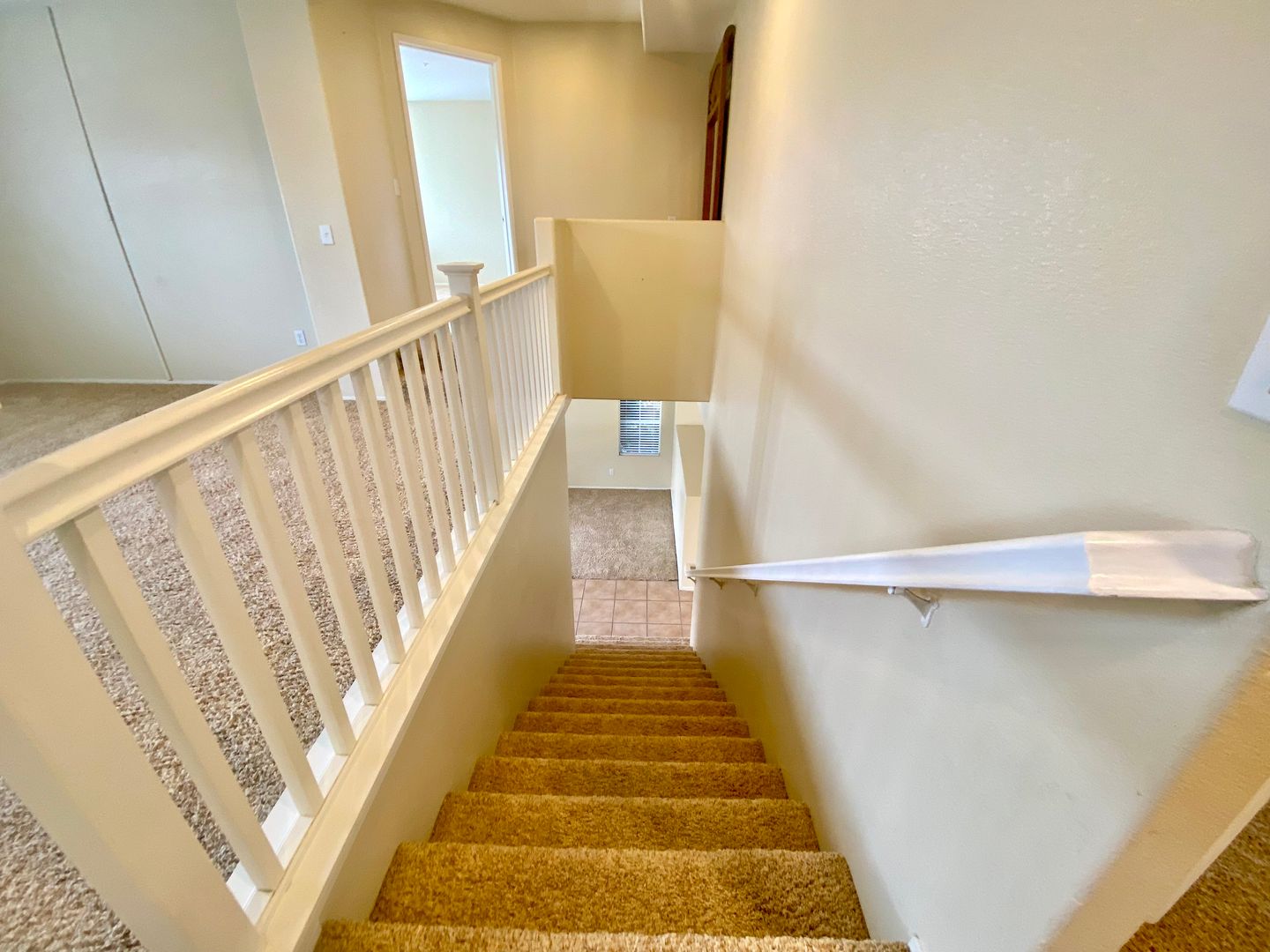 5485 Dunbar Dr - Oxnard - California - 4 bed, 3 bath rental property