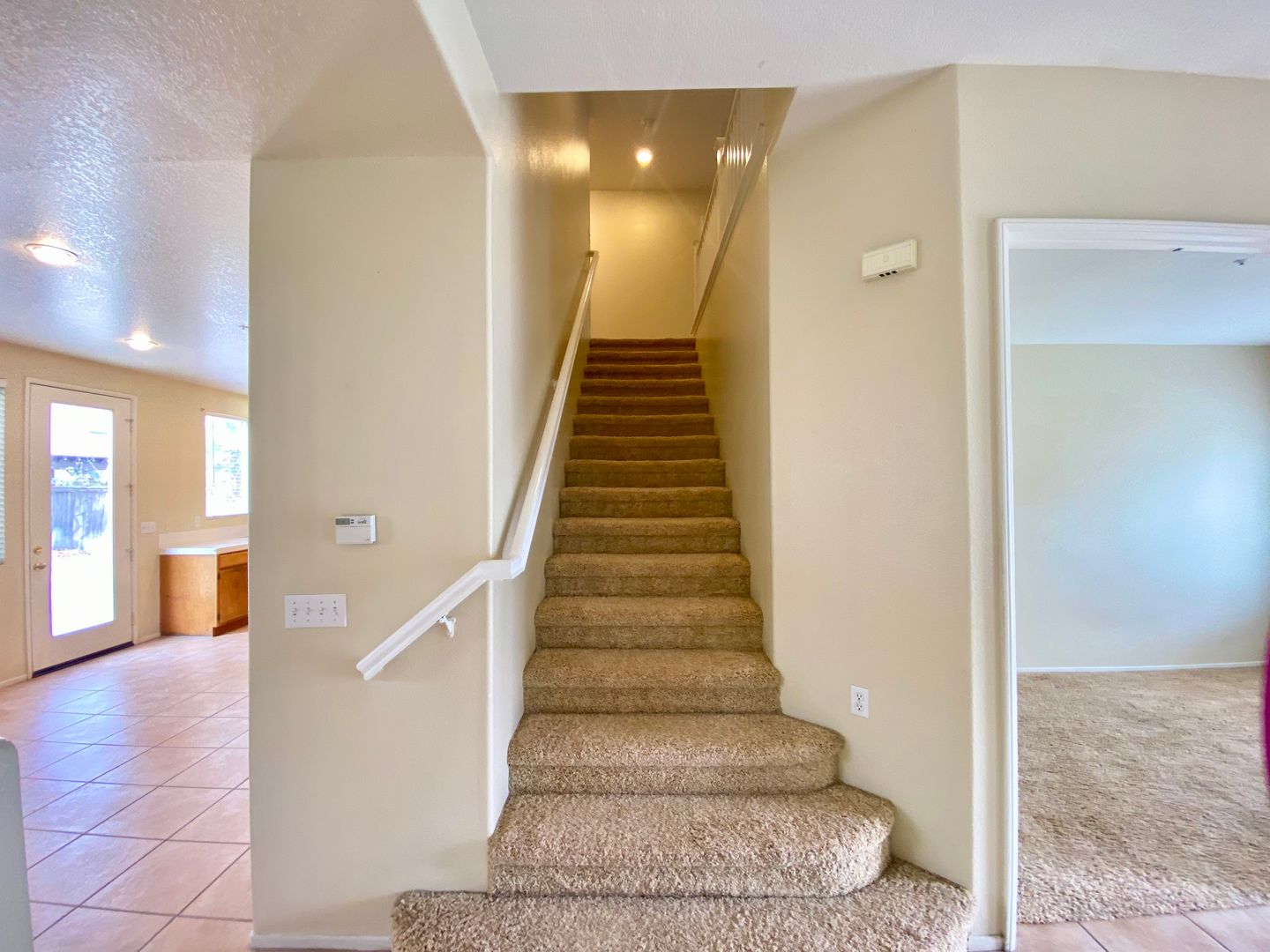 5485 Dunbar Dr - Oxnard - California - 4 bed, 3 bath rental property