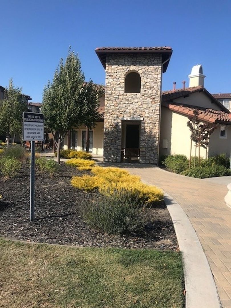 5965 Tan Oak Drive - Fremont - California - 3 bed, 3.5 bath rental property