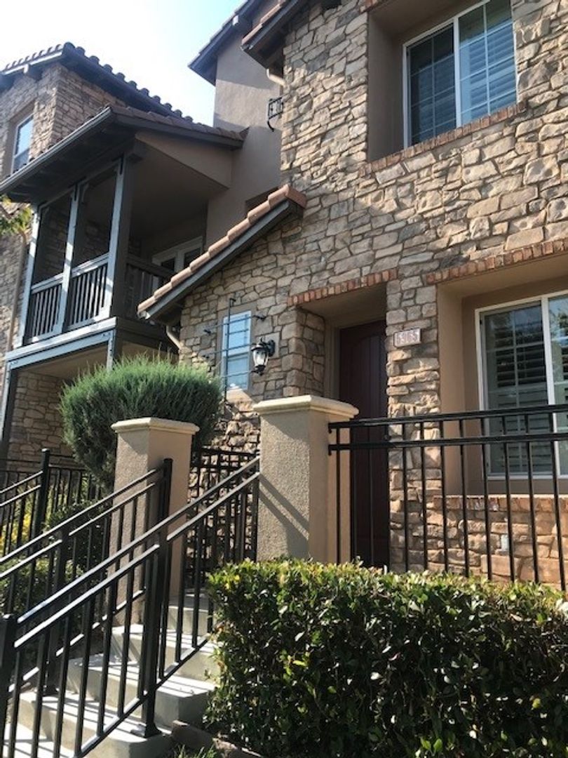 5965 Tan Oak Drive - Fremont - California - 3 bed, 3.5 bath rental property