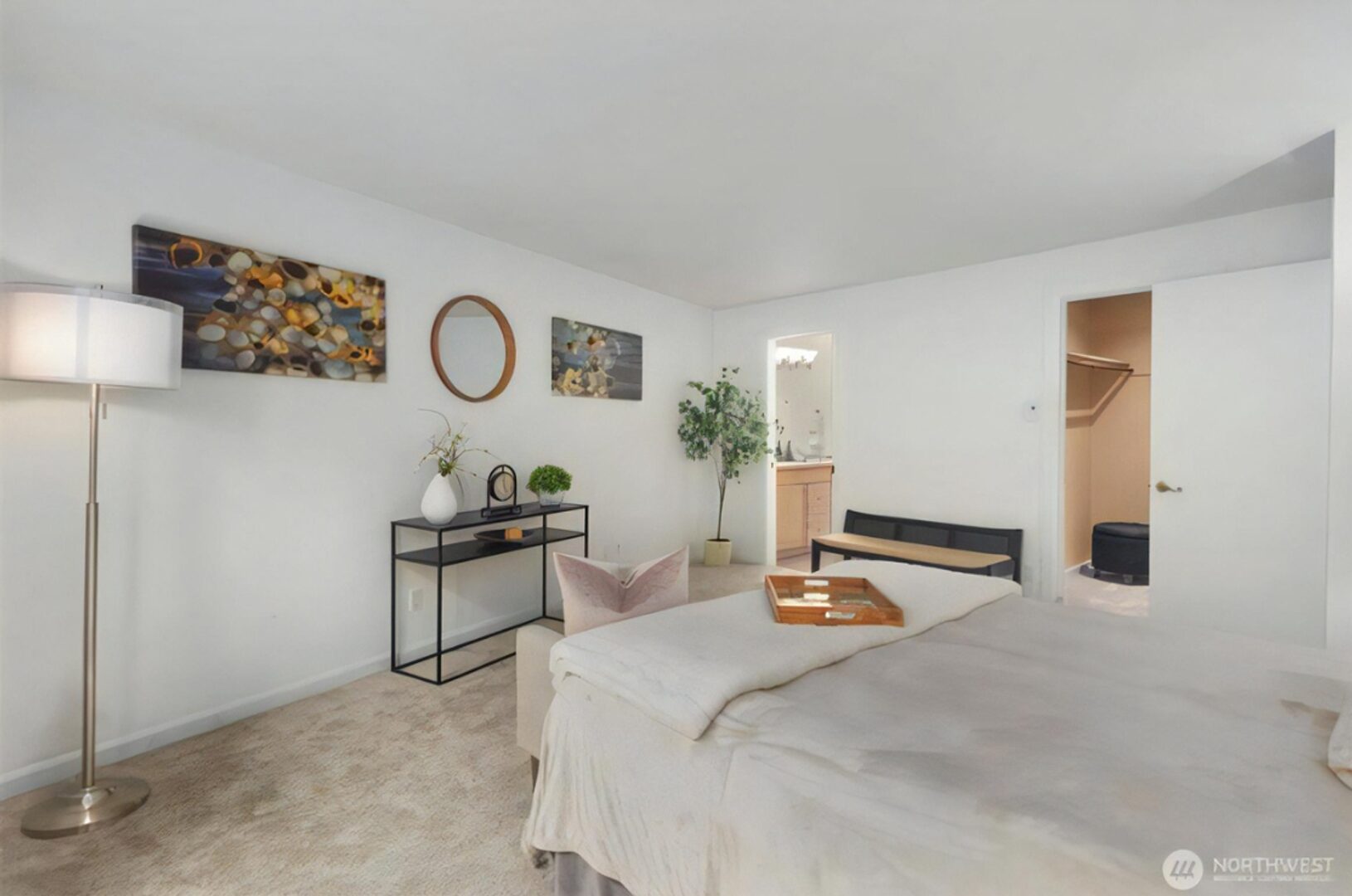 617 W Mercer Pl - Seattle - Washington - 2 bed, 2 bath rental property