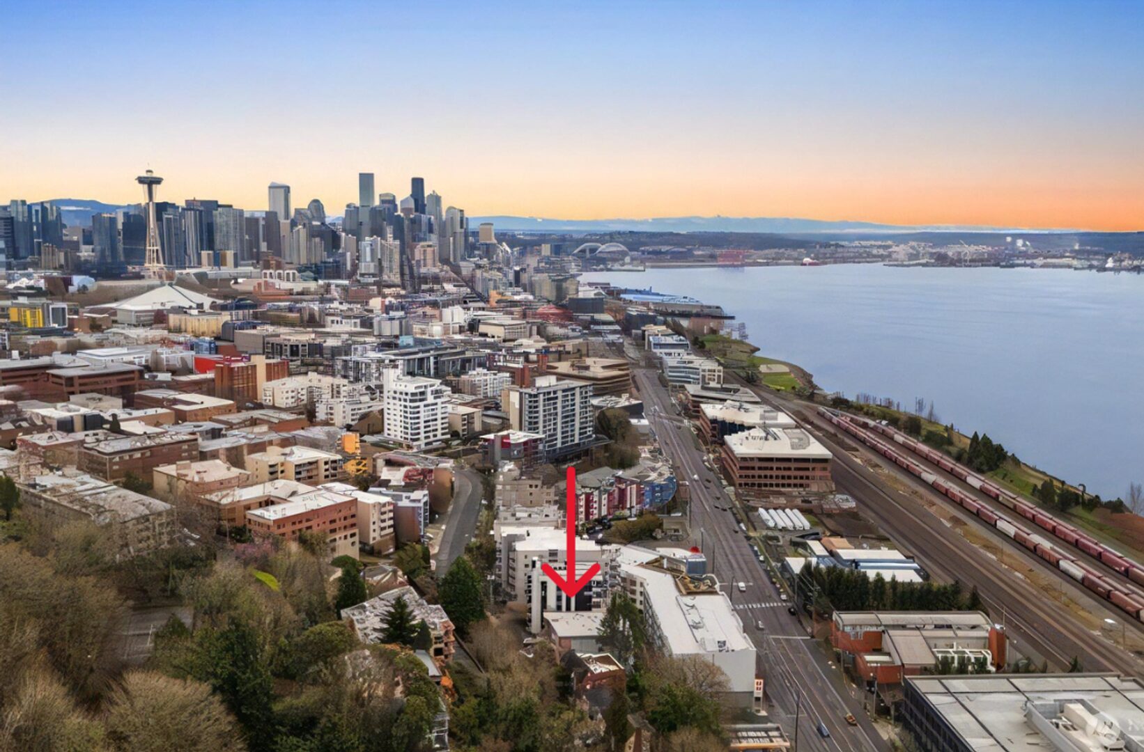 617 W Mercer Pl - Seattle - Washington - 2 bed, 2 bath rental property
