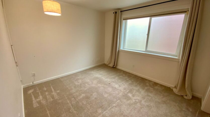 617 W Mercer Pl - Seattle - Washington - 2 bed, 2 bath rental property