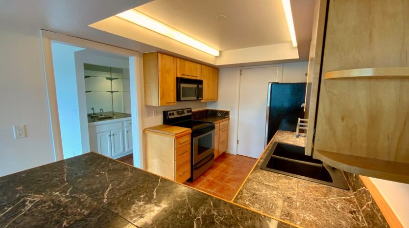 617 W Mercer Pl - Seattle - Washington - 2 bed, 2 bath rental property