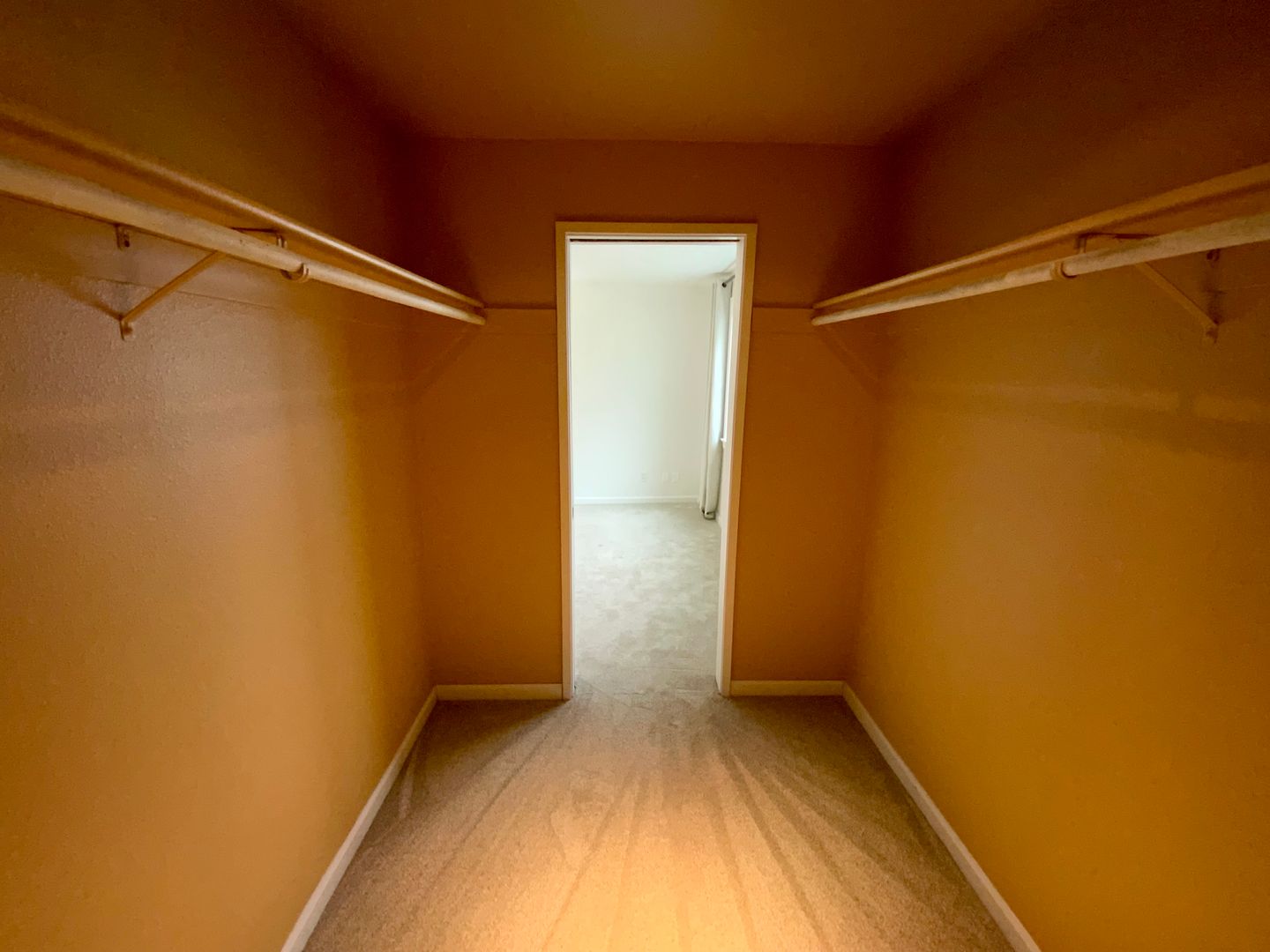 617 W Mercer Pl - Seattle - Washington - 2 bed, 2 bath rental property