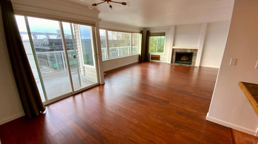 617 W Mercer Pl - Seattle - Washington - 2 bed, 2 bath rental property