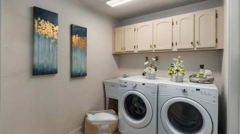 617 W Mercer Pl - Seattle - Washington - 2 bed, 2 bath rental property