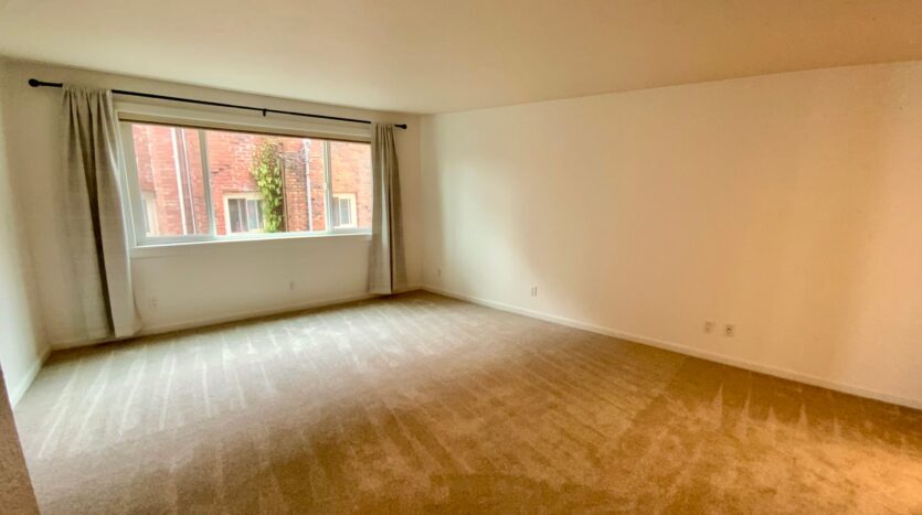 617 W Mercer Pl - Seattle - Washington - 2 bed, 2 bath rental property