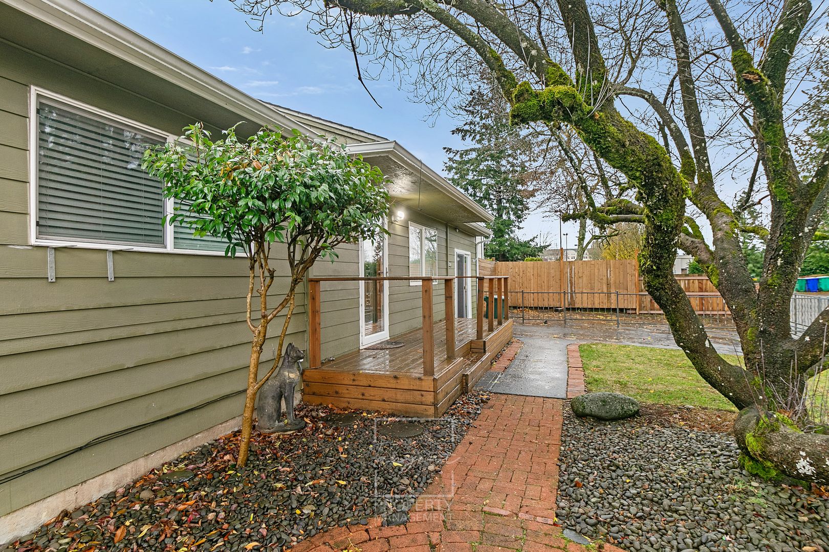 626 NE 120th Ave - House - Portland - Oregon - 3 bed, 1.5 bath rental property