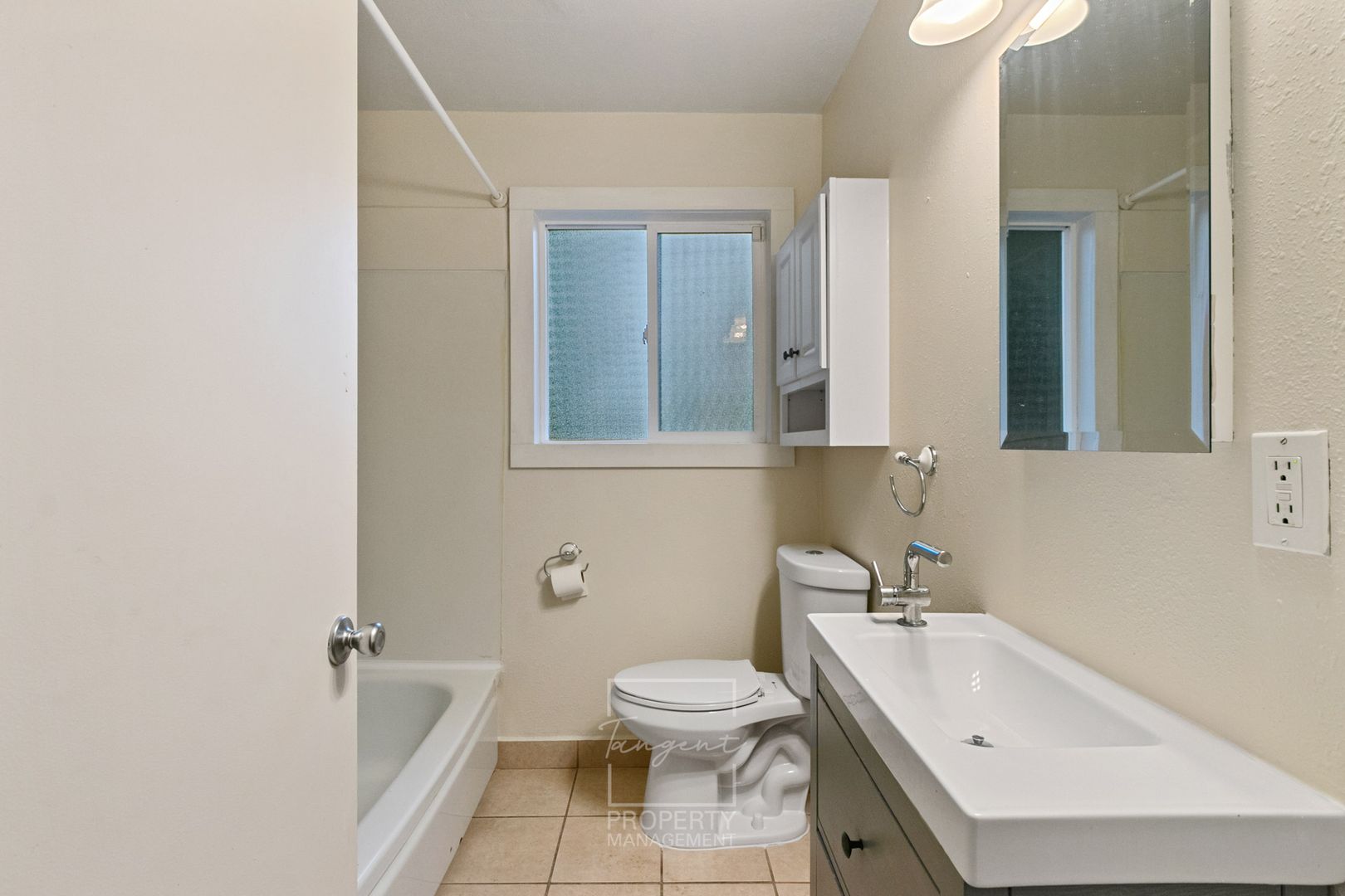 626 NE 120th Ave - House - Portland - Oregon - 3 bed, 1.5 bath rental property