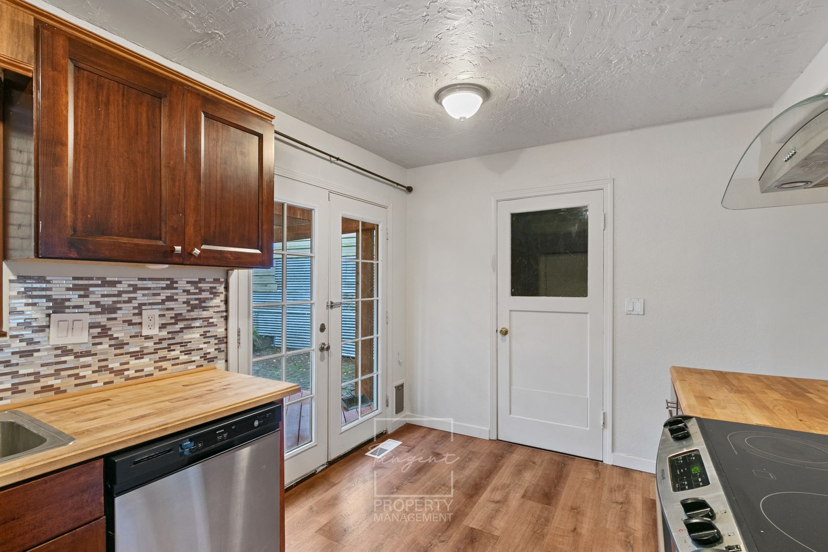 626 NE 120th Ave - House - Portland - Oregon - 3 bed, 1.5 bath rental property