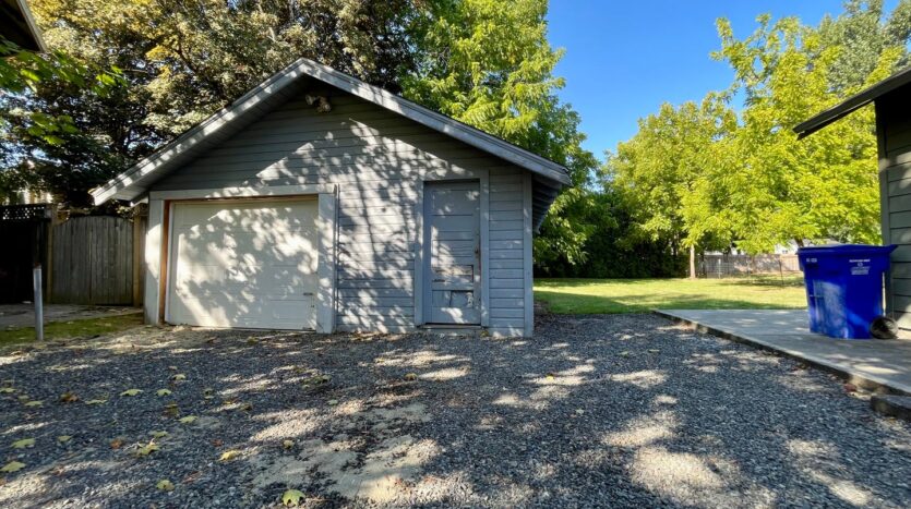 645 NE Roberts Ave.  - Gresham - Oregon - 2 bed, 1 bath rental property