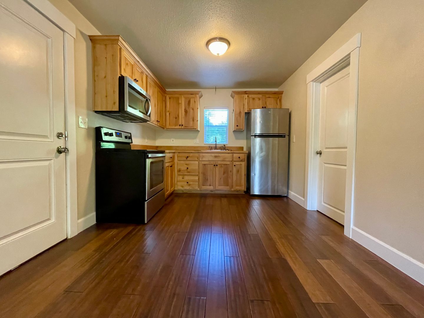 645 NE Roberts Ave.  - Gresham - Oregon - 2 bed, 1 bath rental property